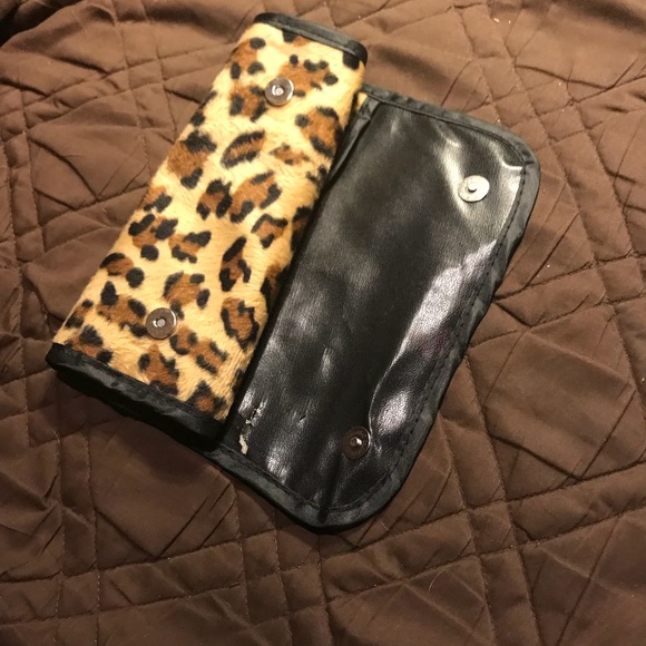 Cheetah print brush roll - Picture 5 of 8